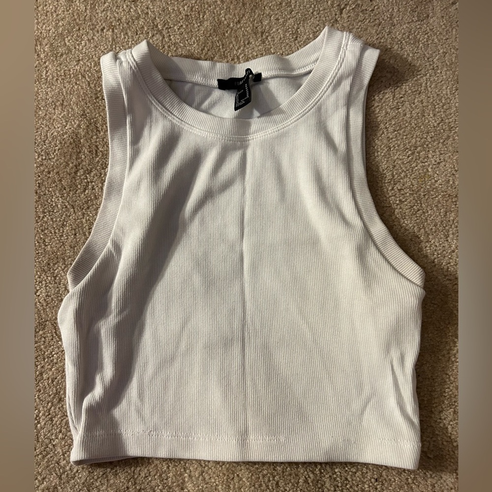 I am selling this white tank top!